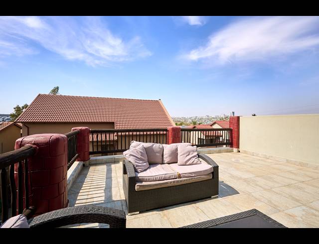 3 BEDROOM HOUSE FOR SALE IN BARBEQUE DOWNS